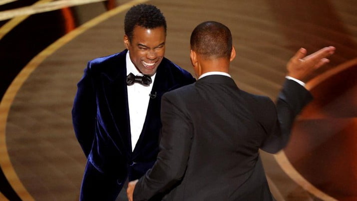 Murka! Will Smith Hajar Chris Rock di Panggung Oscar 2022