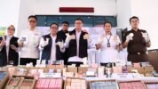 Kepala Badan Pengawas Obat dan Makanan (BPOM), Taruna Ikrar