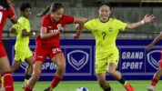 Pertandingan Sepak Bola Wanita Saat Timnas Indonesia Melawan Malaysia