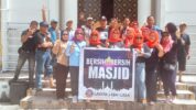 Relawan Besti (Laskar Laba Laba) Gelar Aksi Bersih Bersih Masjid di Wonomulyo, Polman