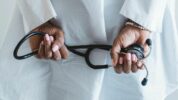 Dokter Kandungan Diduga Lecehkan Pasien di Garut, Polisi Lakukan Penyelidikan