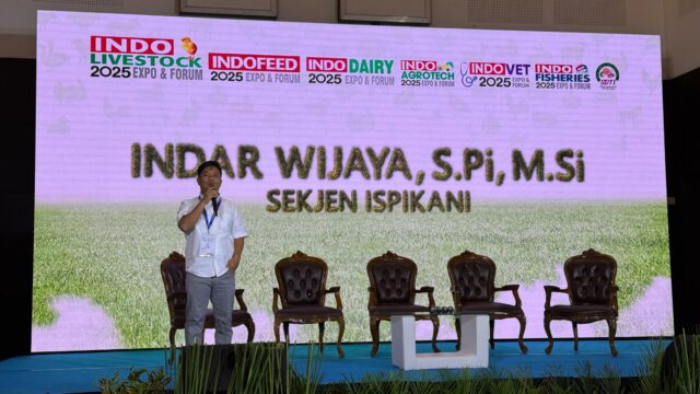 Sekjen Ikatan Sarjana Perikanan Indonesia (Ispikani), Indar Wijaya Saat Menjadi Salah Satu Narasumber Dalam Diskusi Panel yang Diadakan Disela-sela Pameran Indo Fisheries 2025