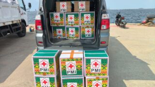 PMI Kirim 1 Ton Abon untuk Pengungsi Banjir Sumatera dan Aceh